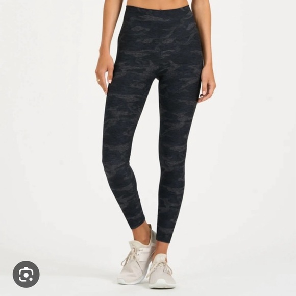 Vuori Pants - Vuori Clean Elevation leggings - black camo L